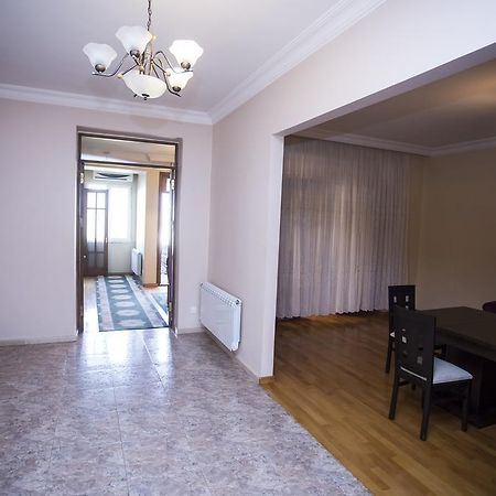 Batumi City Center Apartment Exteriör bild