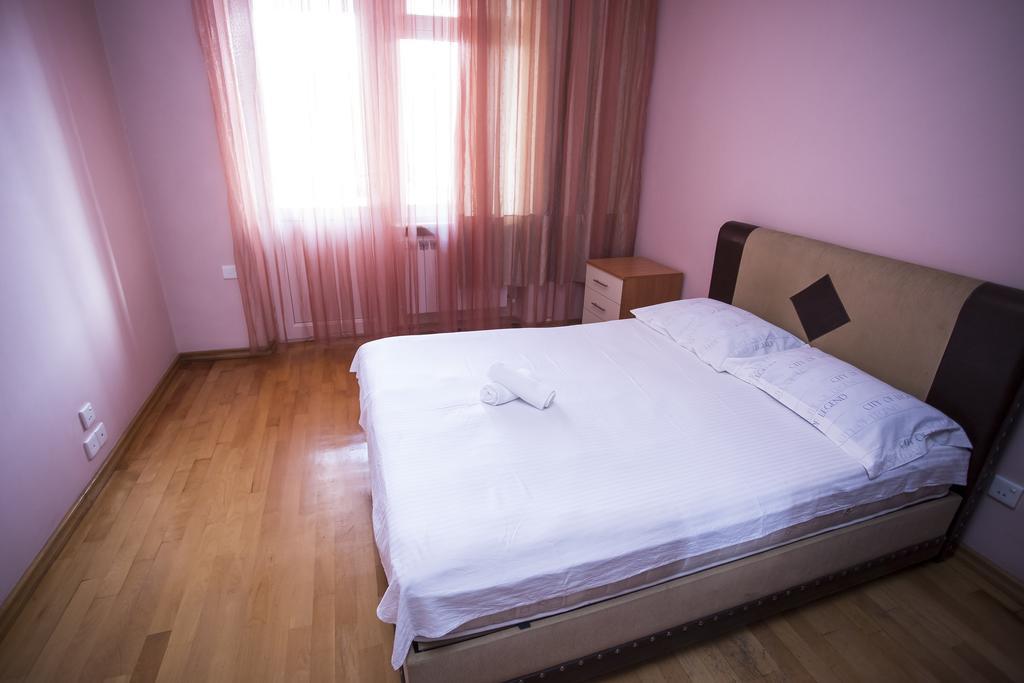 Batumi City Center Apartment Exteriör bild